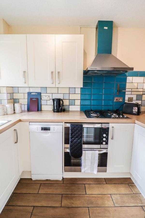 Spacious 1 Bed Flat-Free Parking Hillingdon Exteriör bild
